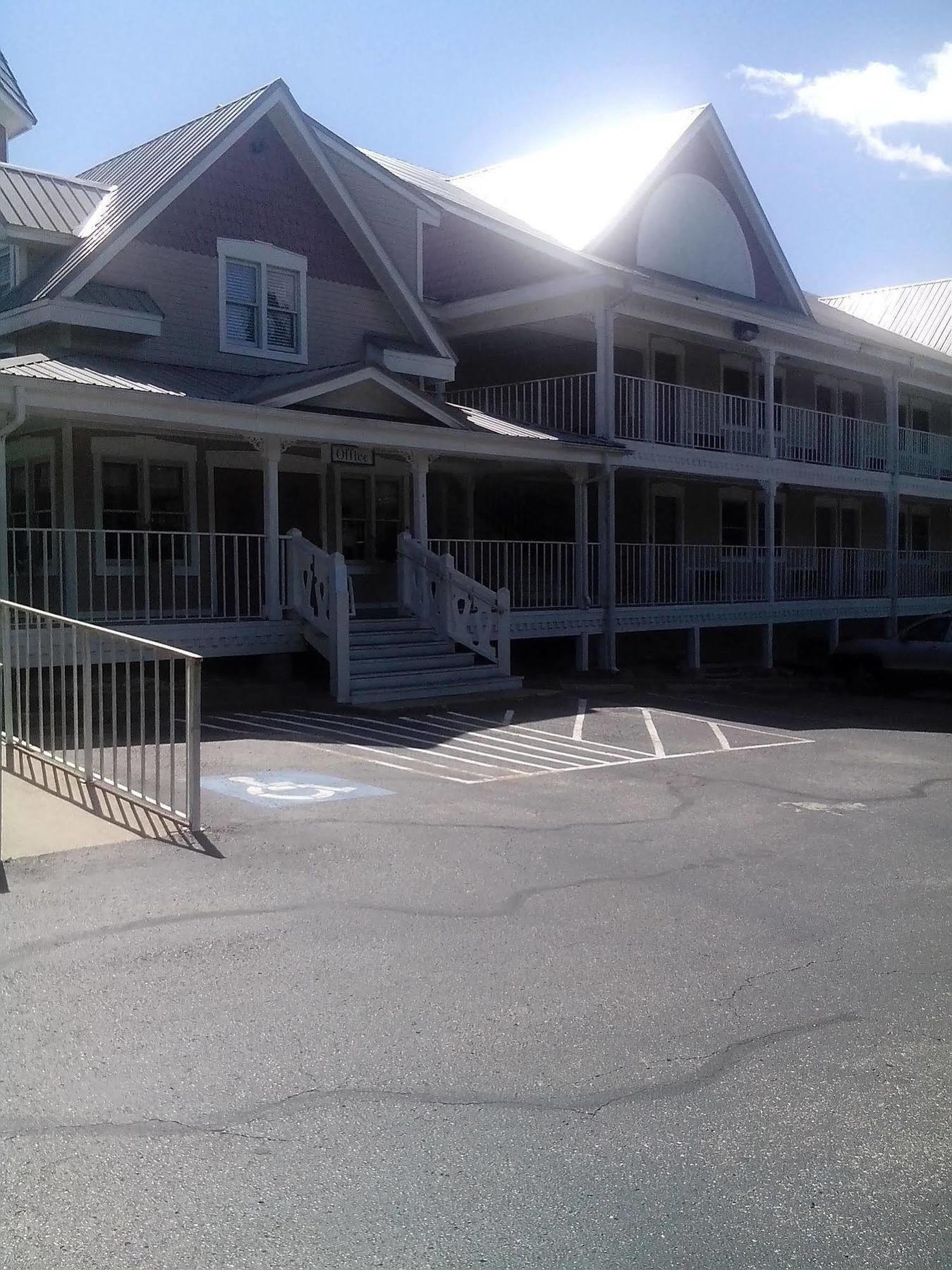 The Candle Light In Branson Exterior photo
